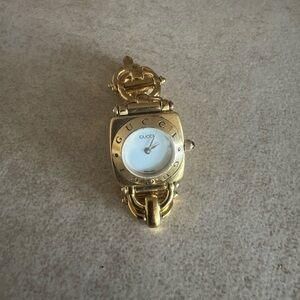 Gucci 6000L Vintage Gold Swiss Made. Horsebit Bracelet Blue Cabochon Crown
